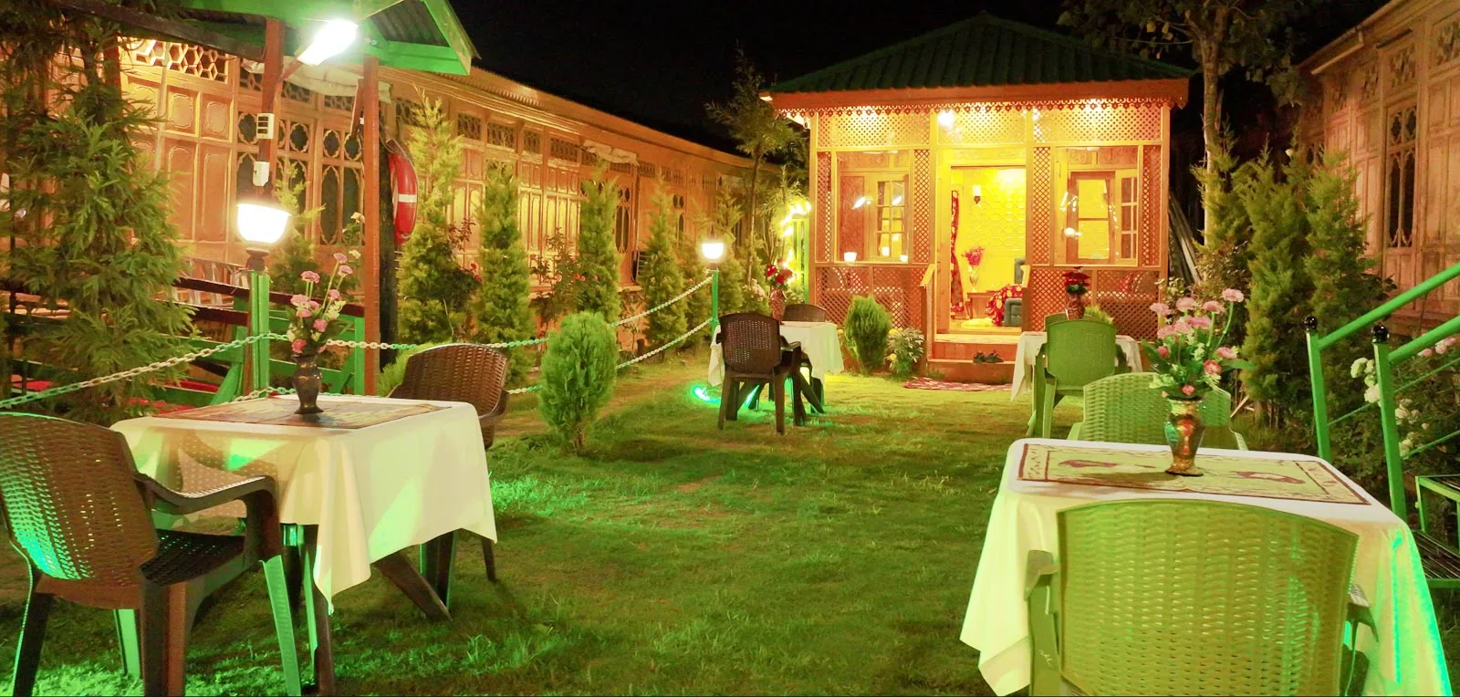 Banner-Garden.webp